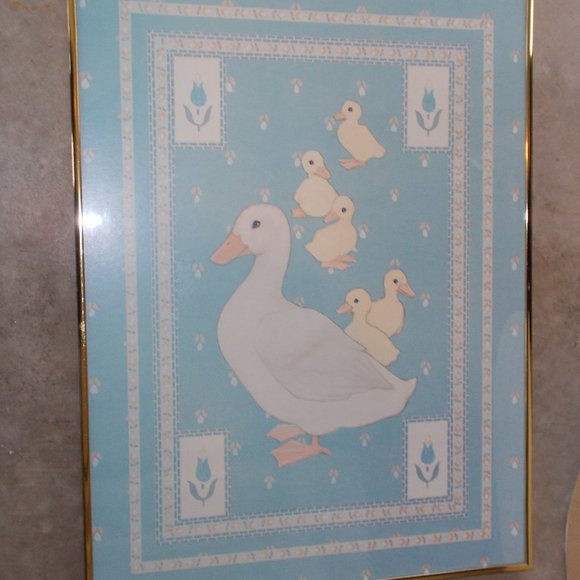 EUC Large Duck print in gold metal frame approximately 24 1/4"x 18 1/4"x1" - Picture 4 of 7
